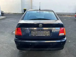 Volkswagen Polo 1.4 Classic Klima/ El. Fensterheber/ PDC Bild 5