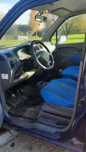 Opel Agila Agila 1.0 12 V Bild 3