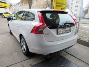 Volvo V60 2.0D HU 5-26 Navi/Klima/PDC/Tempo Bild 3