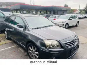 Toyota Avensis Kombi 1.8 Edition