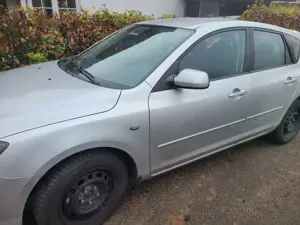 Mazda 3 1.6 Sport Active Bild 2