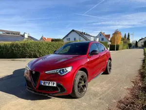 Alfa Romeo Stelvio V6 2.9 Bi-Turbo AT8-Q4 Quadrifoglio