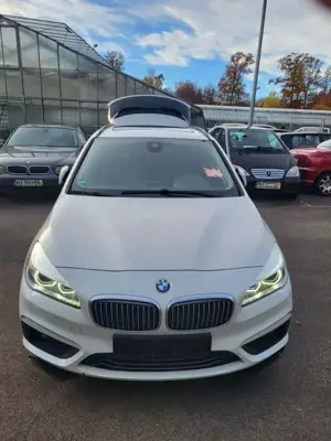 BMW 218 2er Active Tourer 218i Active Tourer
