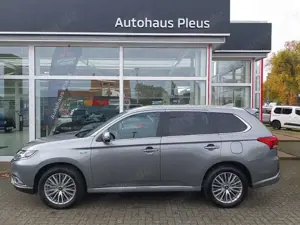 Mitsubishi Outlander Outlander Plug-in Hybrid PLUS Spirit-Paket
