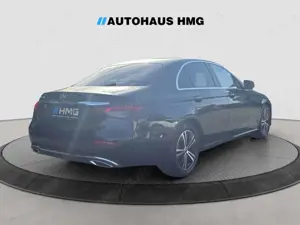 Mercedes-Benz E 220 d Lim. *WIDESCREEN*NAVI*SITZHZ*JUNGE STERNE Bild 5