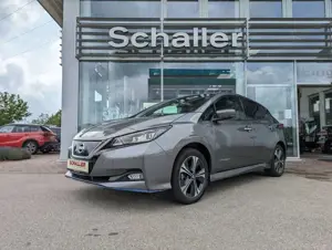 Nissan Leaf 39 kWh N-Connecta Winterpaket LED Bild 1