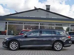 Volkswagen Passat Variant *AHK+PANO+LED Bild 2