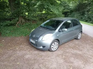 Toyota Yaris Yaris 1.0