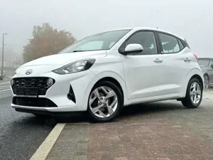 Hyundai i10 Trend Apple/Android Spurhalte Sitzheiz Unfallfrei