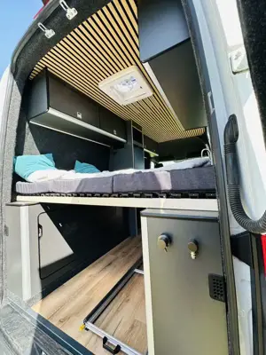 Mercedes-Benz Sprinter 316 CDI Camper Individuell Ausbau Bild 3