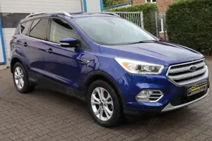 Ford Kuga 1.5 Titanium/LEDER/PANO/SHZ/PDC/AHK/KEYLESS