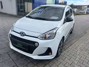 Hyundai i10 Passion +/Navi/Klima/PDC/1.Hand Bild 3
