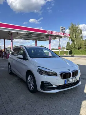 BMW 220