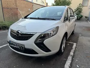 Opel Zafira Tourer 1.6 ECOTEC SiDi Turbo Automatik