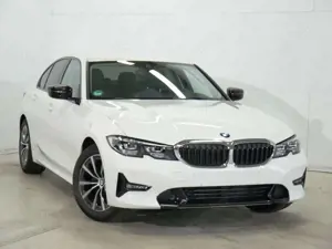 BMW 318 318i Sport Line Autom. LED Sound AmbienteLicht Bild 2