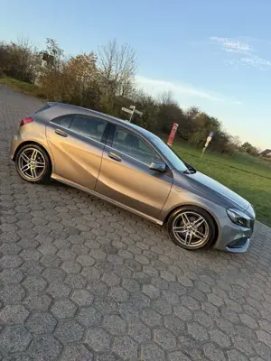 Mercedes-Benz A 180 A 180 CDI / d BlueEfficiency (176.012)