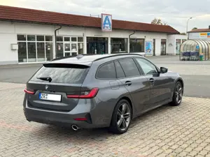 BMW 320 320 d Advantage Bild 3