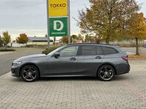 BMW 320 320 d Advantage Bild 4