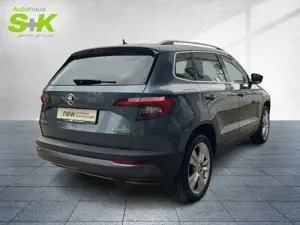 Skoda Karoq 1.5 TSI DSG Style+NAVI+SHZG+KAMERA+CARPLAY+LED+ Bild 4