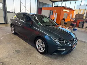 SEAT Leon ST FR 2.0 TSI DSG Navi LED Alcantara Kamera Bild 3