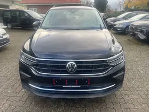 Volkswagen Tiguan 1.4 TSI Life eHybrid ACC LED NAVI FPK DAB Bild 3