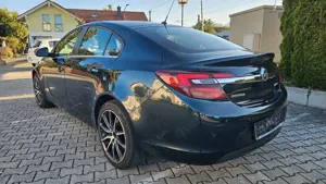 Opel Insignia Lim. Edition*1,6*AUT*KLIMA*SHZ*TEMPO*TÜV Bild 3