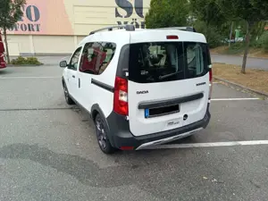 Dacia Dokker TCe 115 Stepway Celebration Bild 4