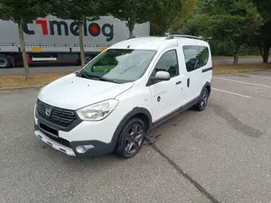 Dacia Dokker TCe 115 Stepway Celebration Bild 2