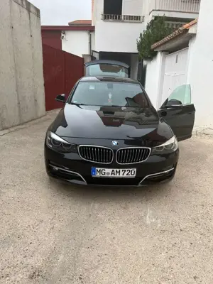 BMW 320 320 i xDrive Luxury Line