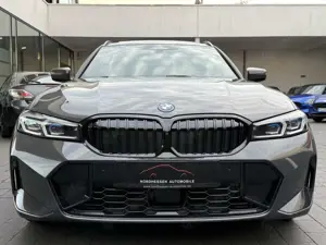 BMW 330 e xDrive Touring M Sport | Panorama | H/K Bild 5