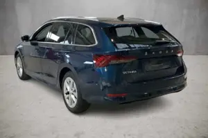 Skoda Octavia Combi Style 2.0 TDI DSG Navi / LED / ACC Bild 3
