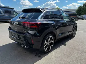 Volkswagen T-Roc 2.0 TDI SCR DSG R-Line AHK Pano IQ.Drive Bild 3