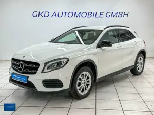 Mercedes-Benz GLA 200 AMG Line*Night*Kamera*Off-Road*LED*AHK