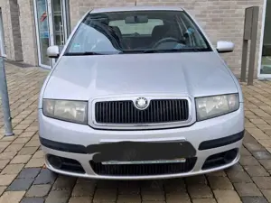 Skoda Fabia 1.4 TDI Scheckheftgepflegt 03/27 TÜV 8x bereift