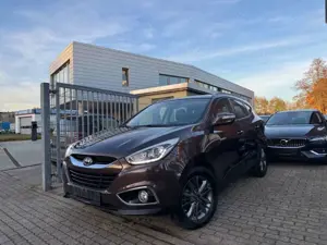 Hyundai iX35 FIFA World Cup Edition 2WD SITZHEIZUNG LED Bild 2