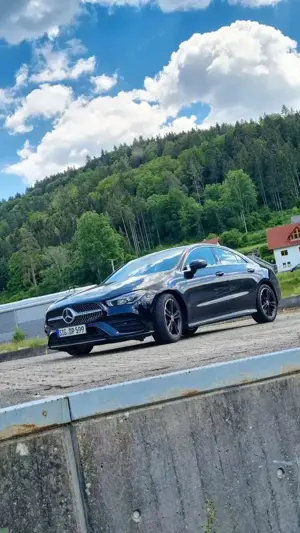 Mercedes-Benz CLA 220