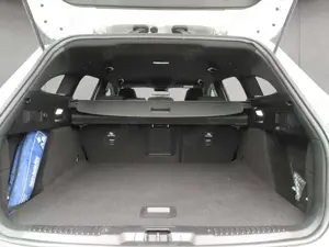 Ford Focus Turnier 1.0 EcoBoost Hybrid ST-LINE X Bild 4