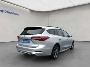 Ford Focus Turnier 1.0 EcoBoost Hybrid ST-LINE X Bild 5