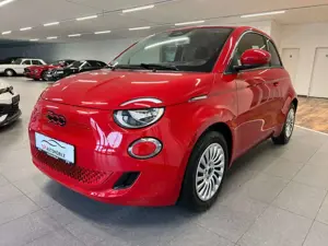 Fiat 500e Red**21.778km**Navi**1.Hand**Tüv Neu**