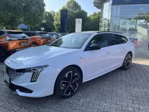 Peugeot 508 SW 1.5 BlueHDi 130 EAT8 GT FOCAL AHK Panodach Navi