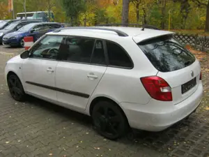 Skoda Fabia 1.4l TSI DSG RS TÜV NEU ! Bild 3