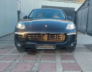 Porsche Cayenne S E-Hybrid Bild 2