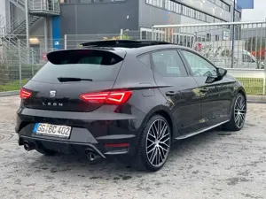 SEAT Leon FR Automatik Led Pano 1.Hand Voll! Bild 2
