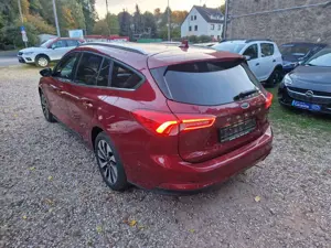 Ford Focus Turnier 56Tkm LED Navi Kamera 17" Scheckh 2Hnd Bild 4