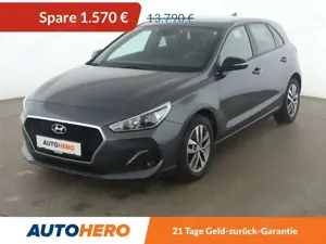 Hyundai i30 1.4 MPI Passion*TEMPO*CAM*PDC*SHZ*ALU*KLIMA*