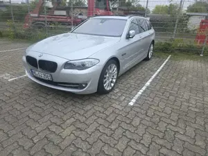 BMW 525 525d Touring Sport-Aut.
