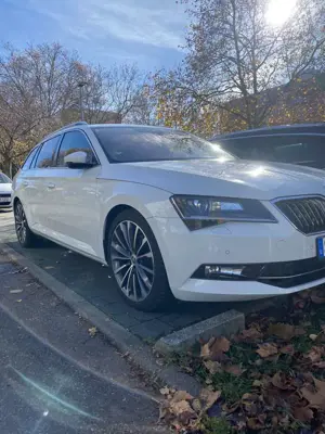 Skoda Superb Combi 2.0 TDI DSG LK