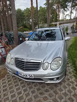 Mercedes-Benz 220
