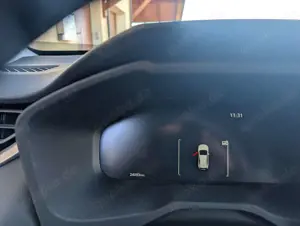 Toyota RAV 4 RAV 4 2.5 4x2 Hybrid Team Deutschland Bild 3