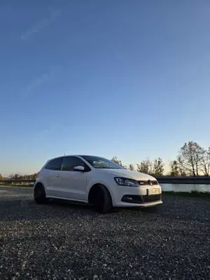 Volkswagen Polo GTI 1.4 DSG Bild 2